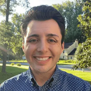 Daniel-Leonard-500-px--300x300